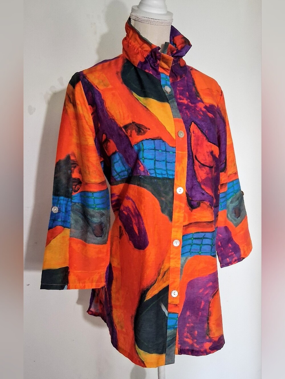 Toofan Bright Blouse - Ruffle Stand Up Neck, Button Front, Split Back Bottom
